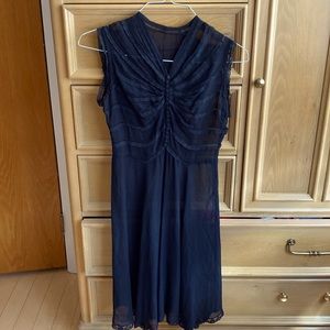 Beautiful crêpe opaque antique dress with covered buttons. Flowy and feminine.